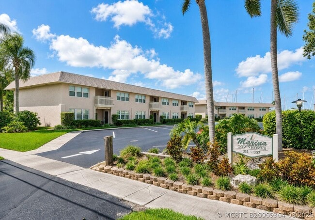 Building Photo - 343 Gulfstream Rd