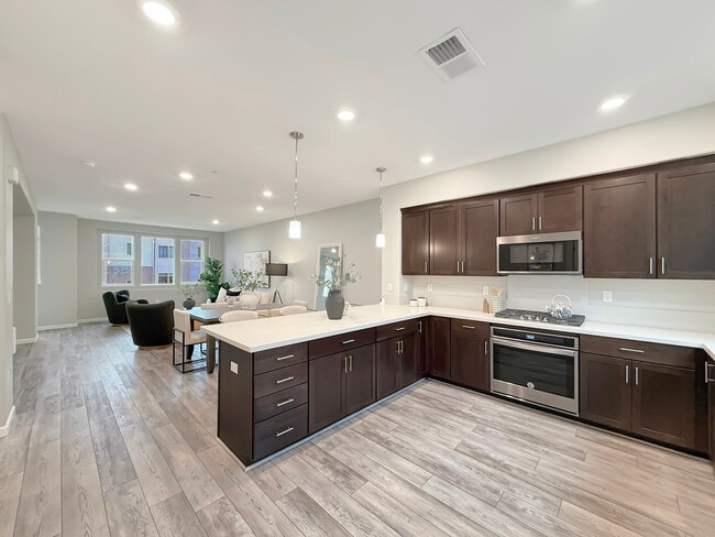 Building Photo - 262 Agustin Narvaez St