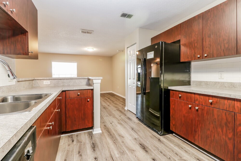 Building Photo - 2305 Unity Village Dr