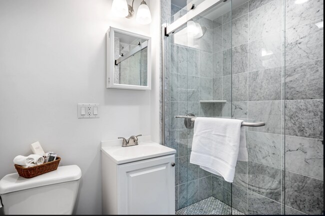Building Photo - Modern Luxury in Historic Beacon Hill | 1 BR + Den, 1 BA
