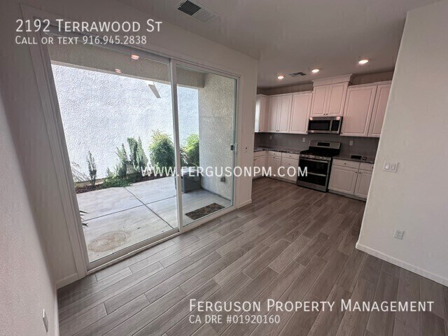 Building Photo - 2192 Terrawood St