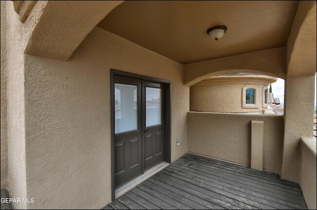 Building Photo - 6304 Franklin Trail Drive