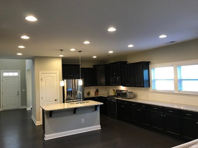 Building Photo - 850 Longleaf Pine Pl