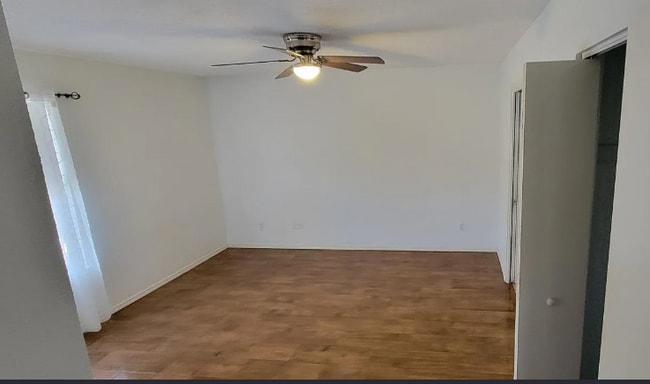 Building Photo - 10118 Montreal Cir