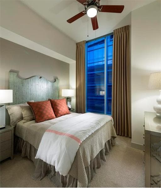 Building Photo - 112 San Antonio St