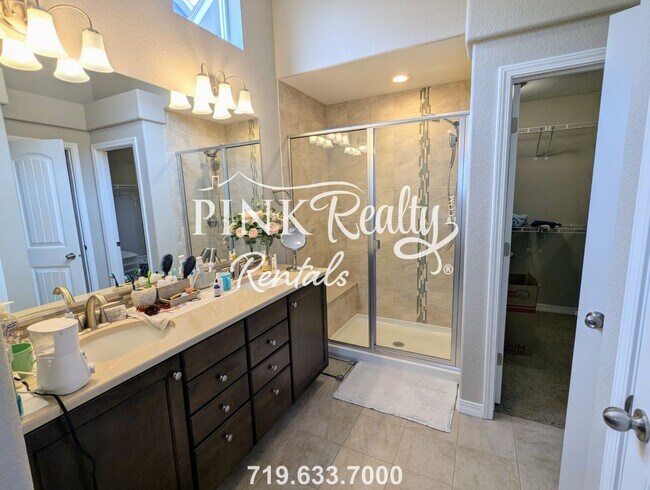Building Photo - 3286 Golden Meadow Way