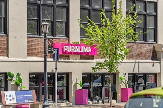 Building Photo - 401 N 2nd St