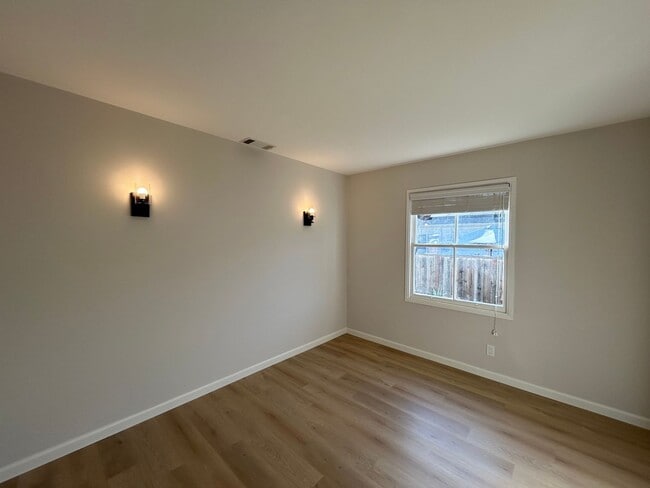 Building Photo - Rare Lindell Drive Single-Family Home in Prime Walnut Creek Location!