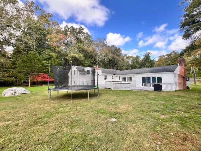 Building Photo - 267 Thunder Hill Dr