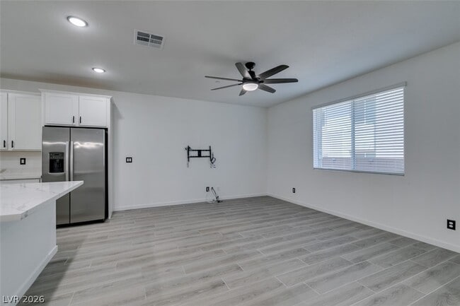Building Photo - 1540 Maya Xing Ave