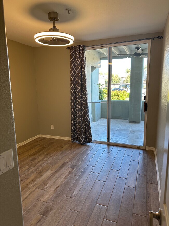 Building Photo - Anderson Springs