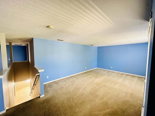 Building Photo - 13828 Chihuly Ct
