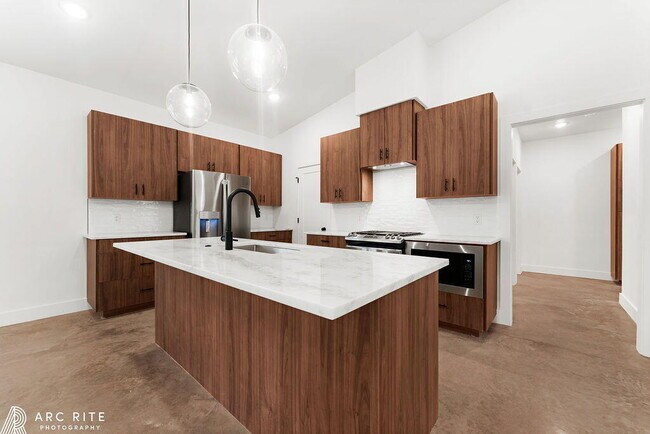 Building Photo - 4529 22nd Pl