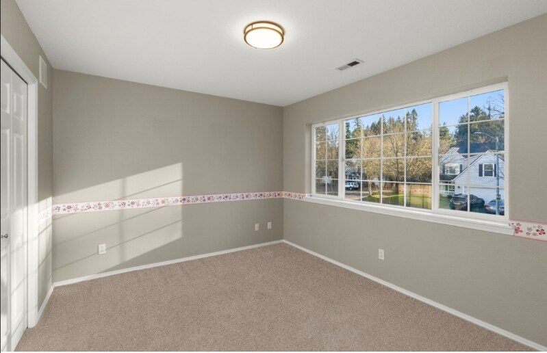 Building Photo - 1328 NE Parkside Dr