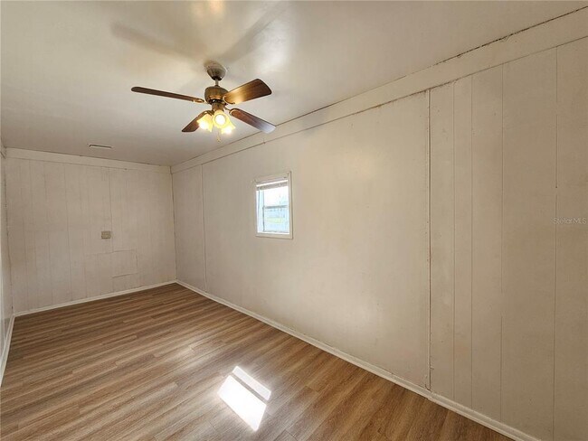 Building Photo - 5706 Dr M.L.K. Jr St N