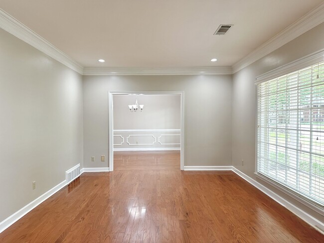 Building Photo - 3046 Dee Ann Dr
