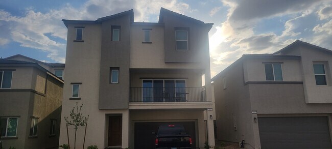 Building Photo - 7013 Beautiful Belle St