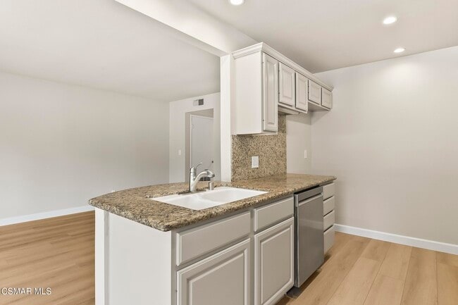 Building Photo - 1138 Landsburn Cir