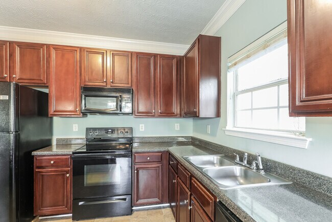 Building Photo - 11189 James Madison Dr