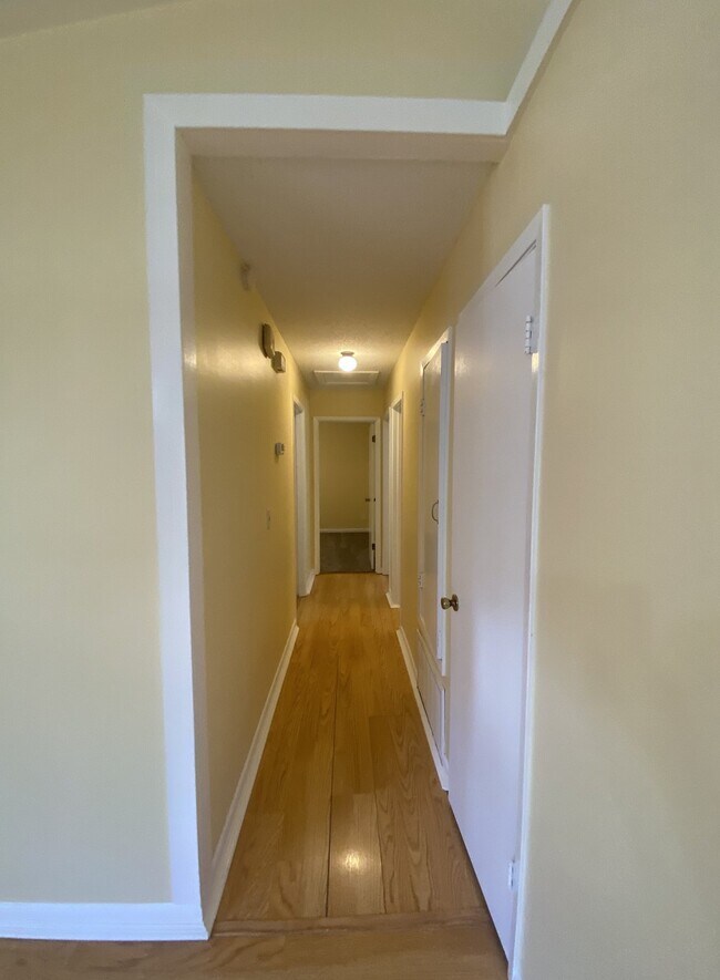 Building Photo - 3235 Auburn Pkwy