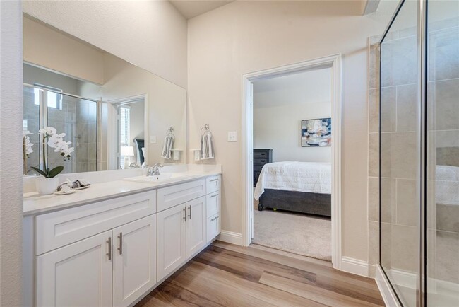 Building Photo - 3017 Bella Lago Dr