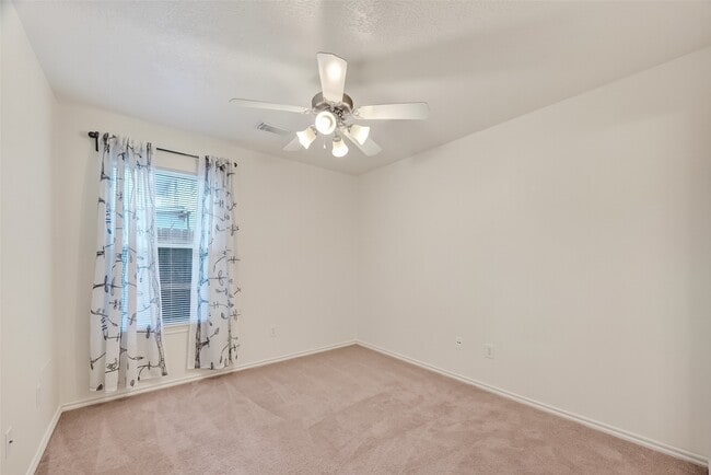 Building Photo - 10422 Acacia Forest tr