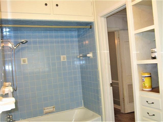 Building Photo - 709 Jannie St
