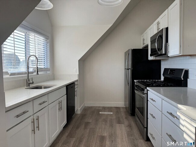 Building Photo - 87 Montoya Dr