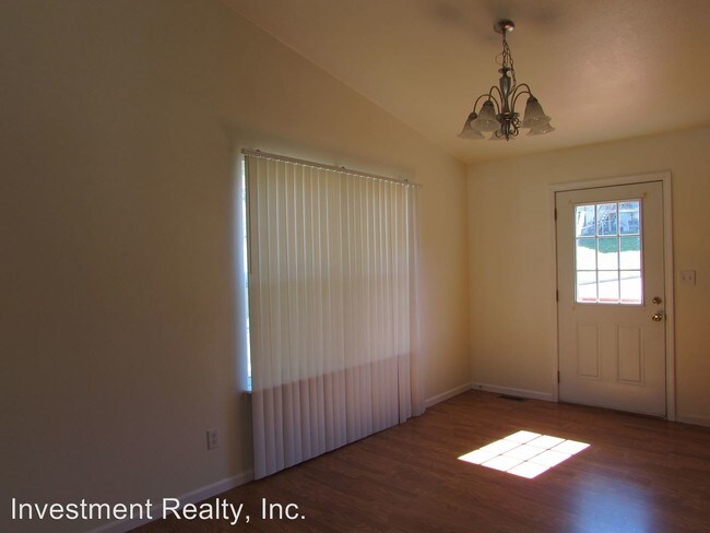 Building Photo - 3 br, 2 bath House - 101 Valley Way Dr.