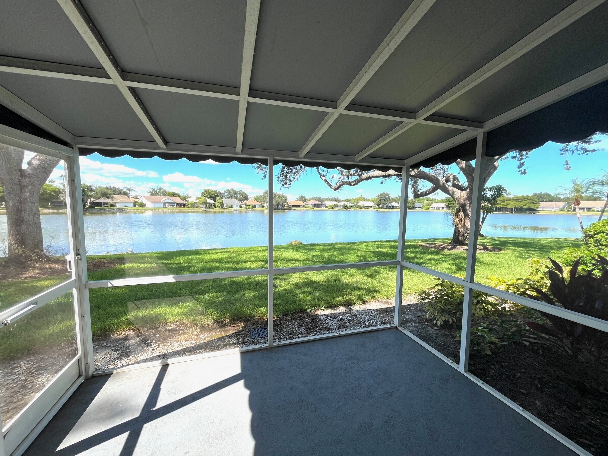 Building Photo - 6660 Ilex Cir