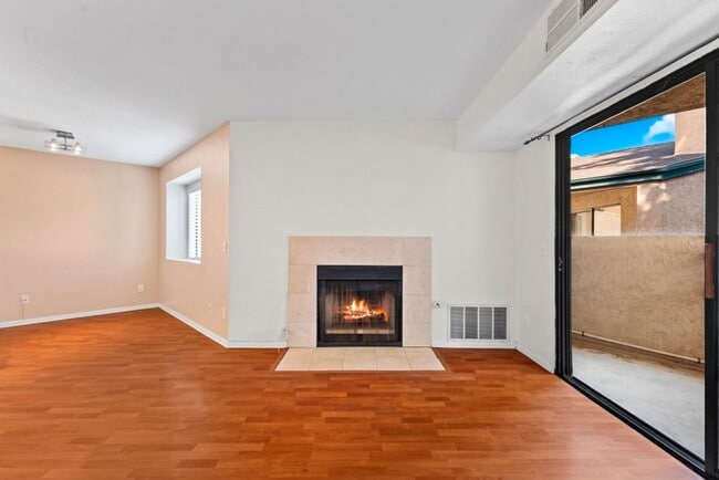 Building Photo - Stylish 1-Bed Condo with Balcony, Garage & Resort-Style Amenities in Mira Mesa