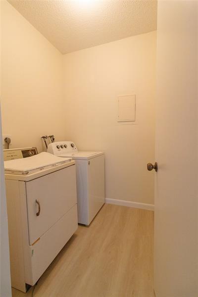 Building Photo - 8197 Royal Palm Ct
