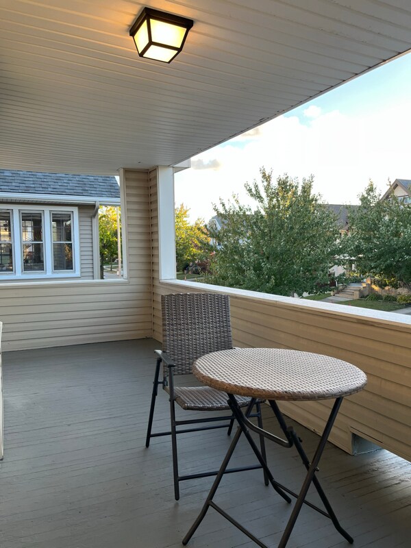 Building Photo - 2163 Chesterland Ave