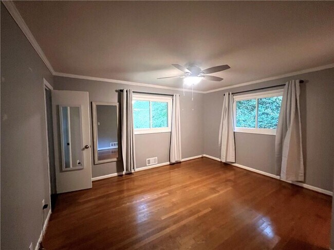 Building Photo - 2301 Echo Hills Cir NE