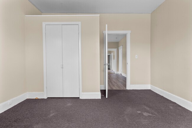 Building Photo - 29 Belden St