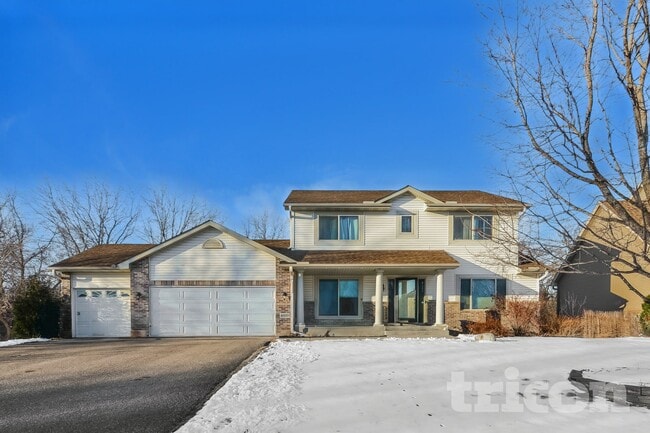 Building Photo - 4100 105th Trail N