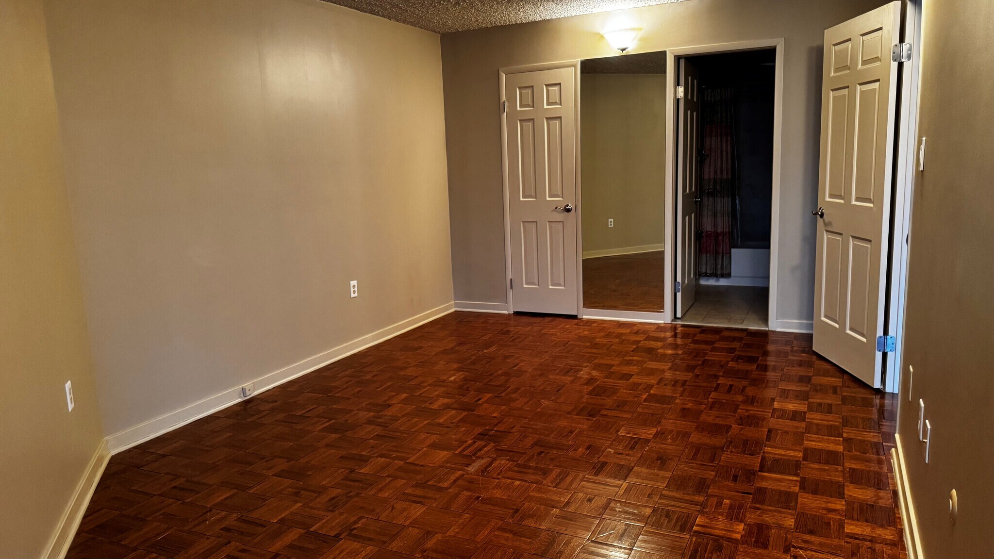 Primary Closet & Bath - 19 Rock Hill Rd