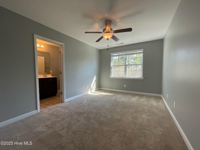 Building Photo - 606 Ebb Tide Ln