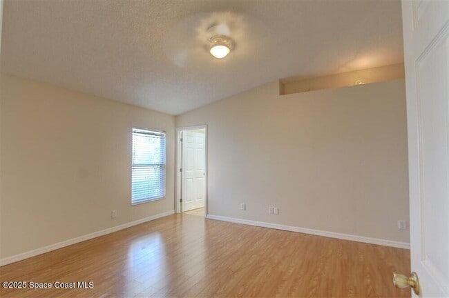 Building Photo - 2138 Caledonia Pl