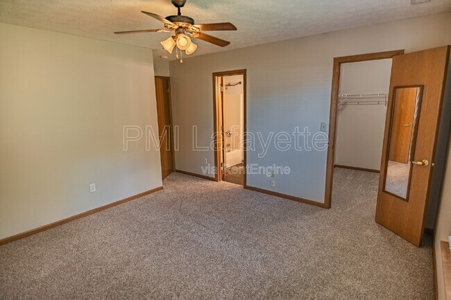 Building Photo - 5053 Saddle Dr