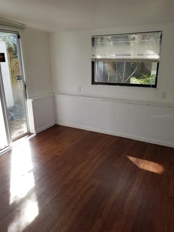 Building Photo - 7039 Aurora Dr