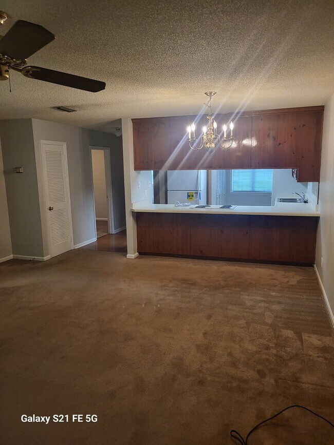 Building Photo - 2845 Fawnwood Cir