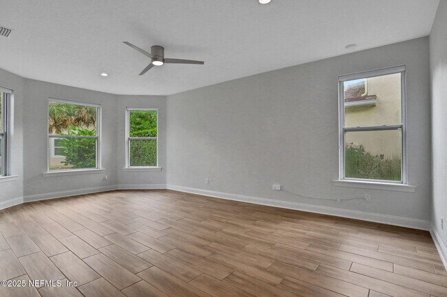 Building Photo - 321 Palm Island Way