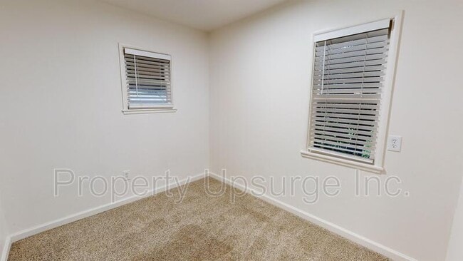 Building Photo - 3613 Shasta Dam Blvd