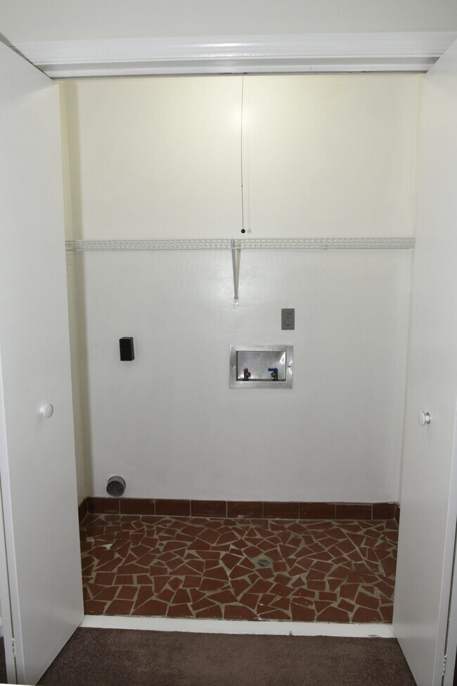 Building Photo - 2110 Gary St