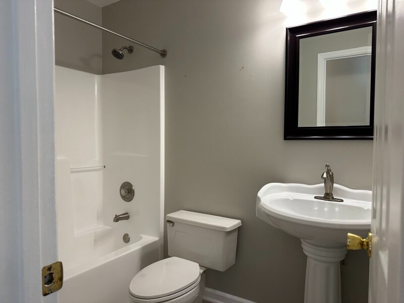 Building Photo - 8400 English Saddle Dr