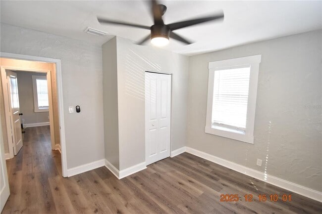 Building Photo - 3424 N 16th St