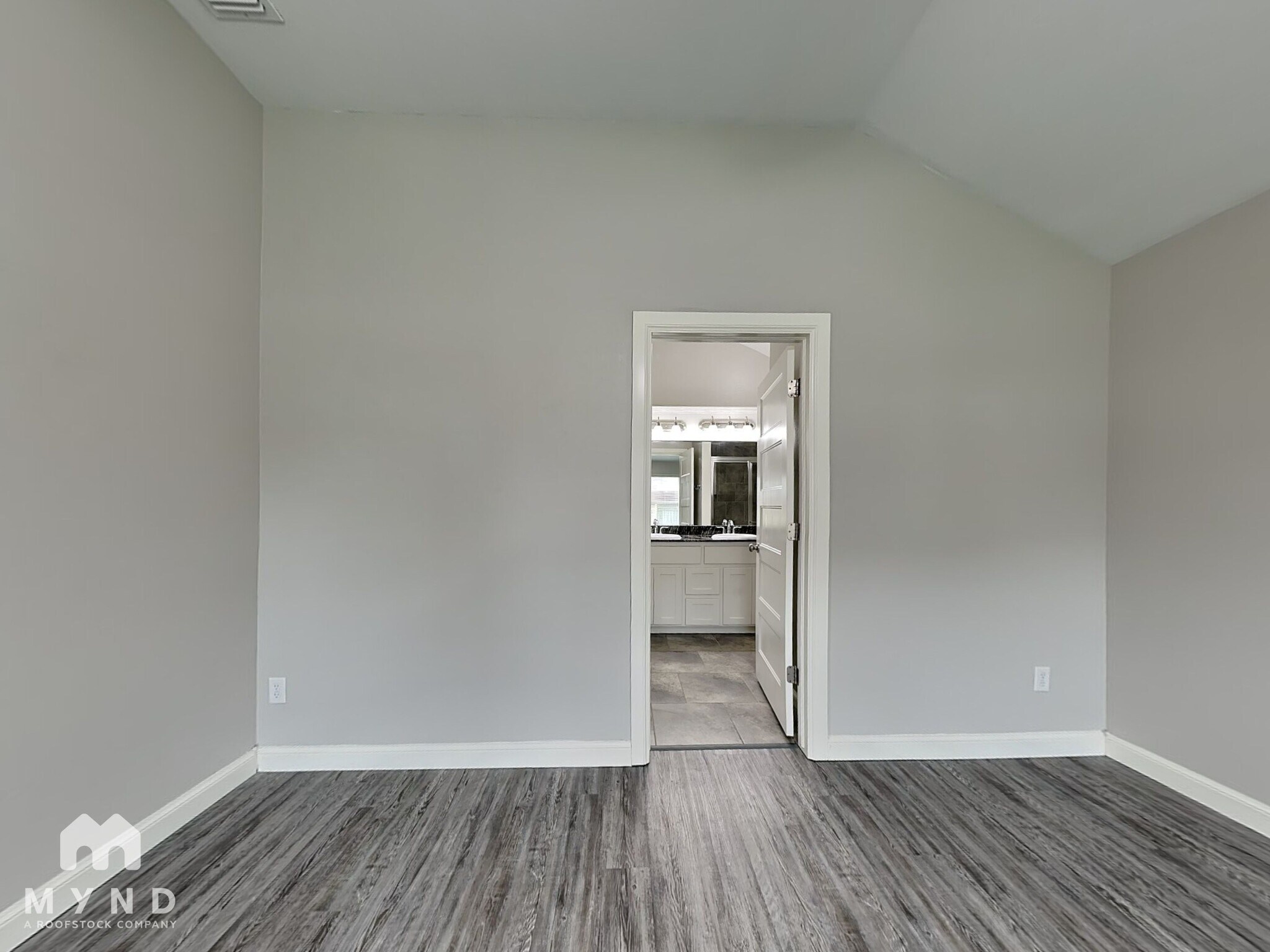 Building Photo - 1124 Merlin Dr