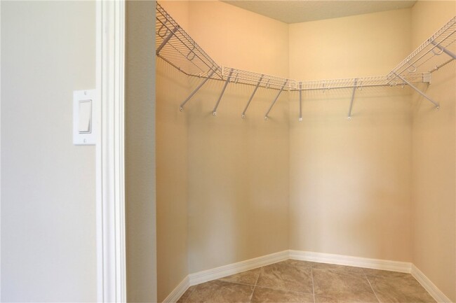 Building Photo - 8336 99th Ct