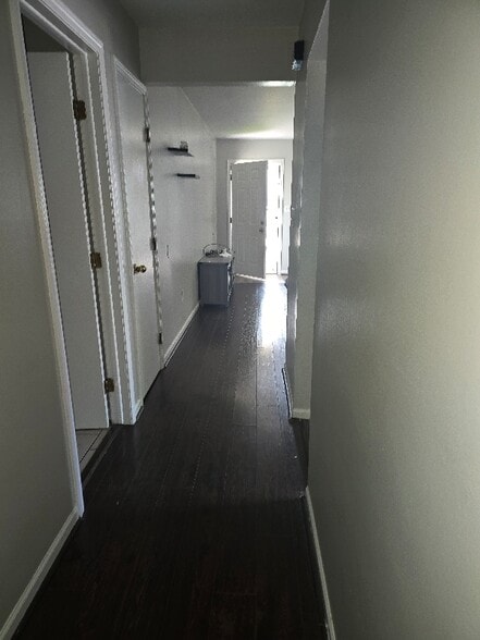 Building Photo - 138 N Rose St